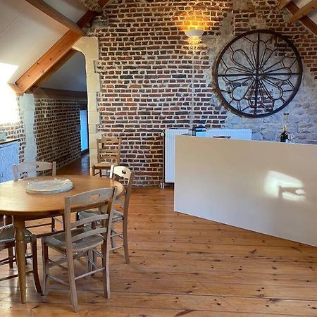 Charmant Appartement Dans Une Ancienne Ferme Nivelles Eksteriør billede